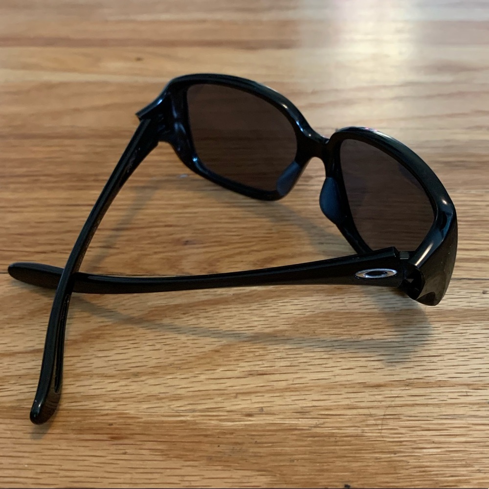 Oakley sunglasses